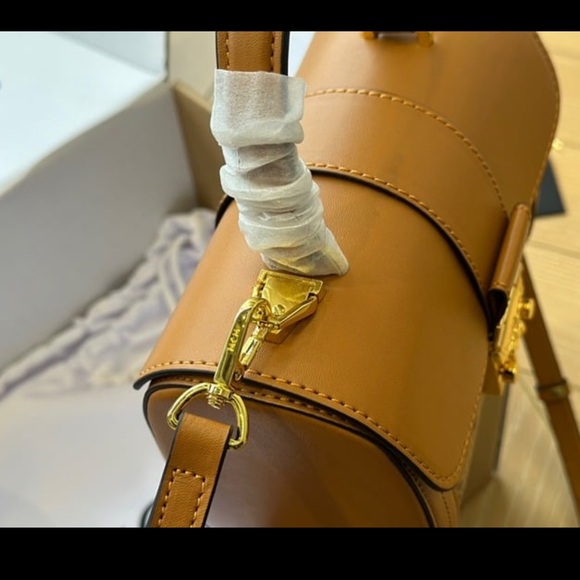 MCM Tracy Satchel Small Visetos Cognac - Picture 6 of 7